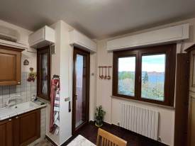 Infissi-in-PVC-colore-Goalden-Oak