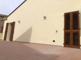 Persiana-in-alluminio-colore-PKA16-stecca-orientabile