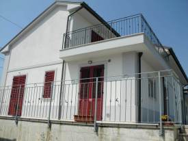 Persiana-in-PVC-colore-Rosso
